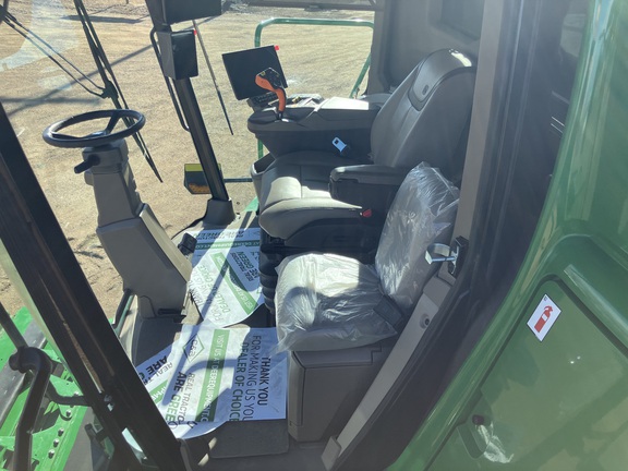 2025 John Deere S7 700 Combine