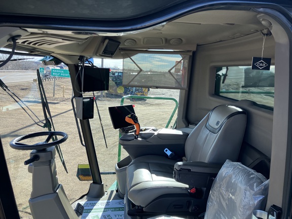 2025 John Deere S7 700 Combine