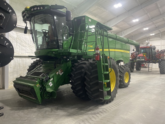 2021 John Deere S780 Combine