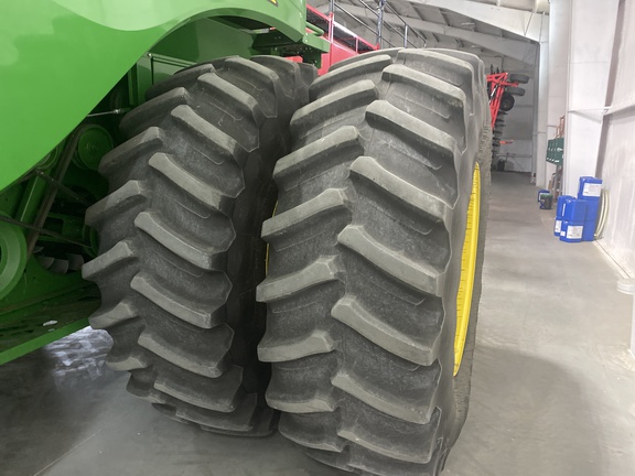 2021 John Deere S780 Combine