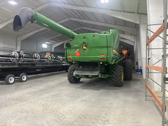 2021 John Deere S780 Combine