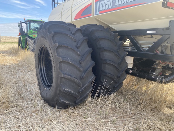 2022 Bourgault 3720-60 Air Seeder