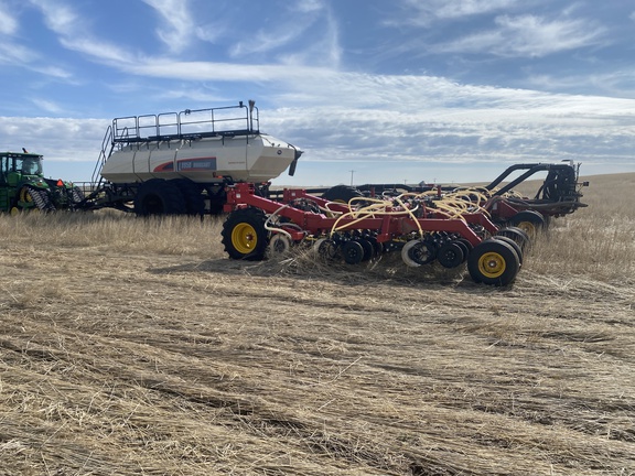 2022 Bourgault 3720-60 Air Seeder