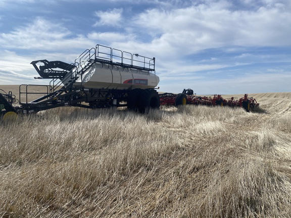 2022 Bourgault 3720-60 Air Seeder