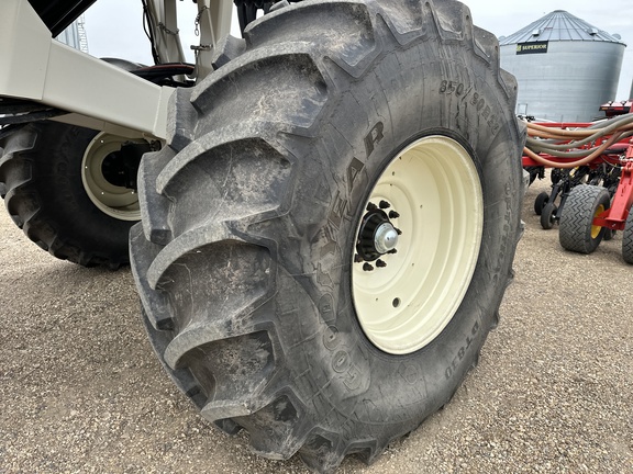 2014 Bourgault 3320-76 Air Seeder