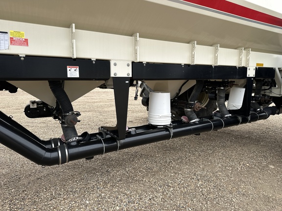 2014 Bourgault 3320-76 Air Seeder