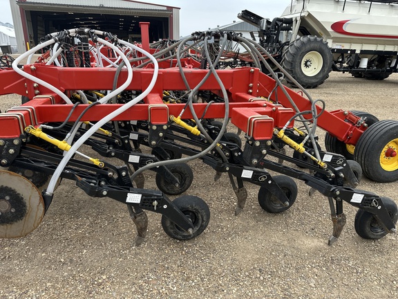 2014 Bourgault 3320-76 Air Seeder