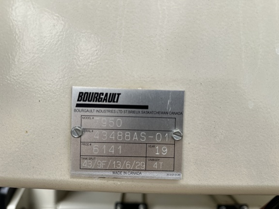 2014 Bourgault 3320-76 Air Seeder
