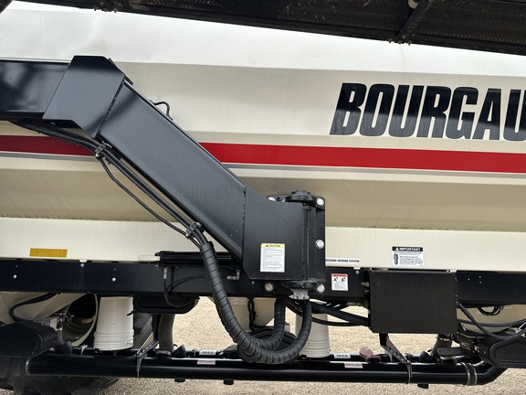 2014 Bourgault 3320-76 Air Seeder