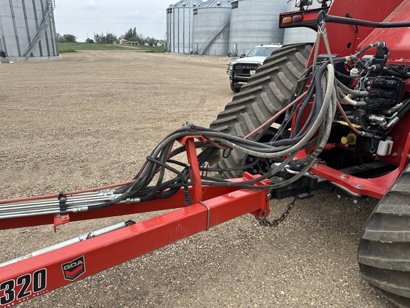 2014 Bourgault 3320-76 Air Seeder