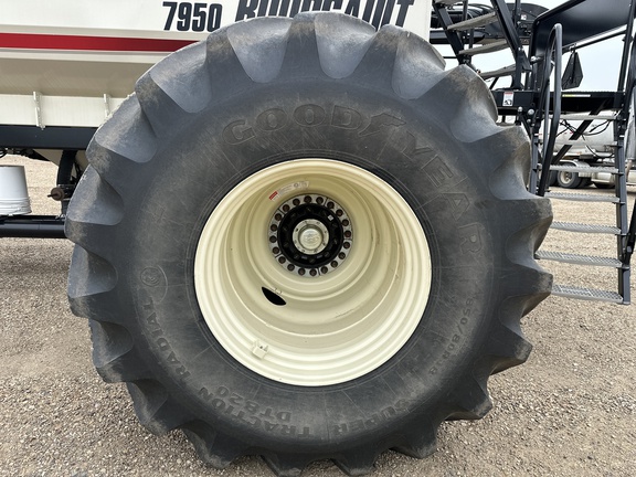 2014 Bourgault 3320-76 Air Seeder