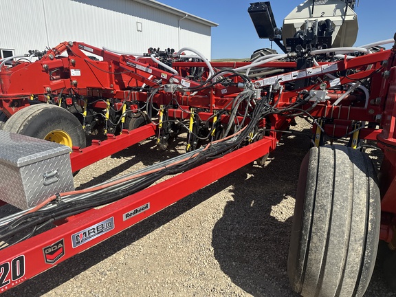 2014 Bourgault 3320-76 Air Seeder