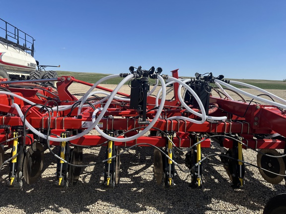 2014 Bourgault 3320-76 Air Seeder