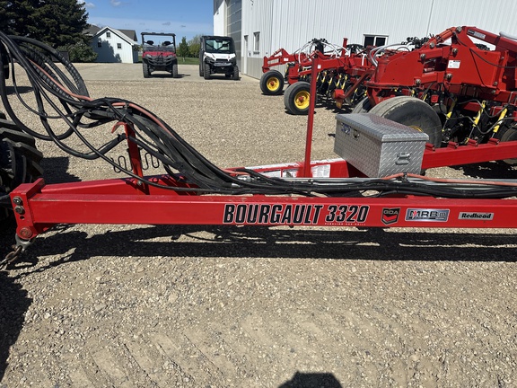 2014 Bourgault 3320-76 Air Seeder