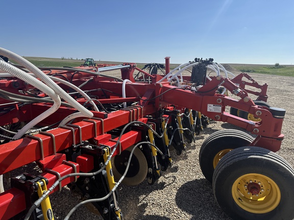 2014 Bourgault 3320-76 Air Seeder