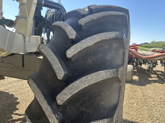 2014 Bourgault 3320-76 Air Seeder