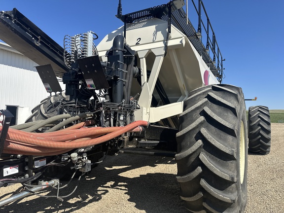 2014 Bourgault 3320-76 Air Seeder