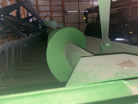 2023 John Deere RD40F Header Combine