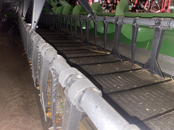 2023 John Deere RD40F Header Combine