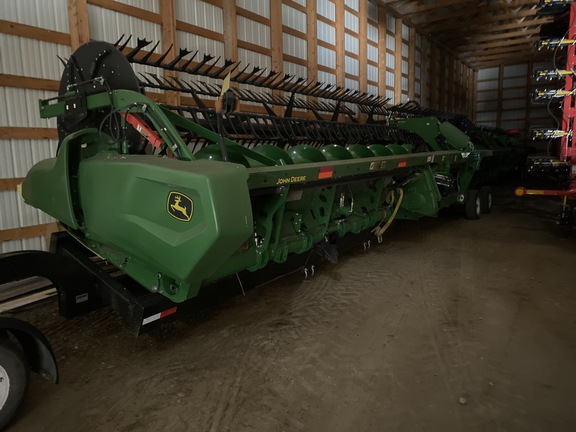 2023 John Deere RD40F Header Combine