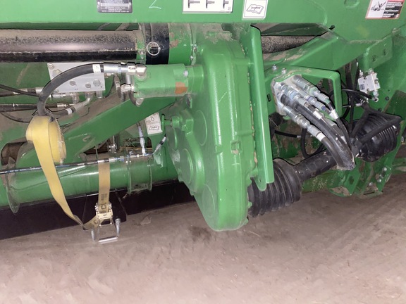2023 John Deere RD40F Header Combine