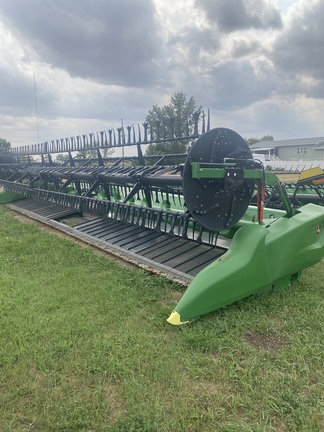 2023 John Deere RD40F Header Combine