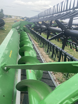 2023 John Deere RD40F Header Combine