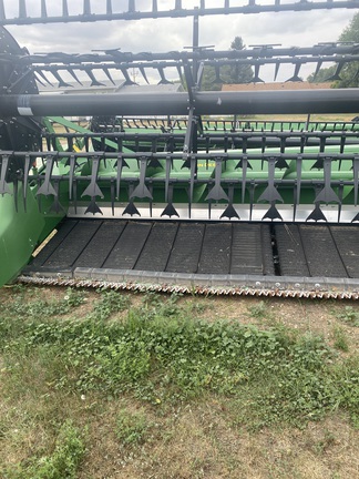 2023 John Deere RD40F Header Combine