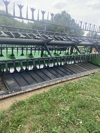 2023 John Deere RD40F Header Combine