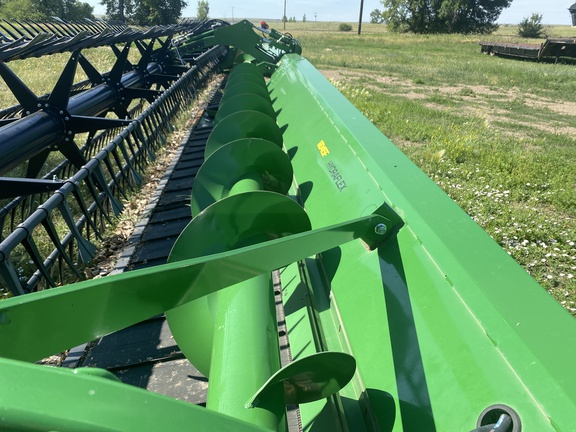2022 John Deere RD45F Header Combine