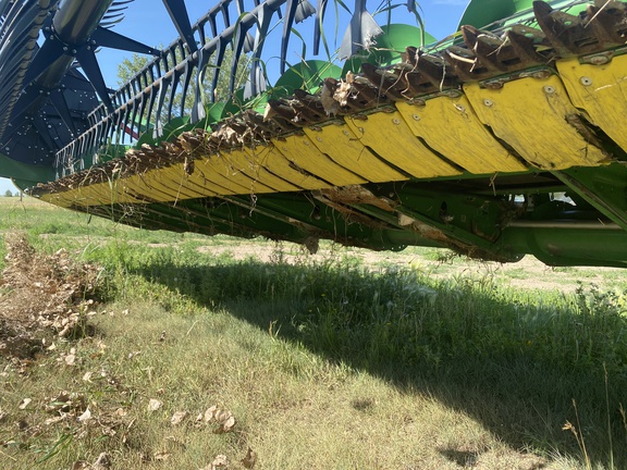 2022 John Deere RD45F Header Combine