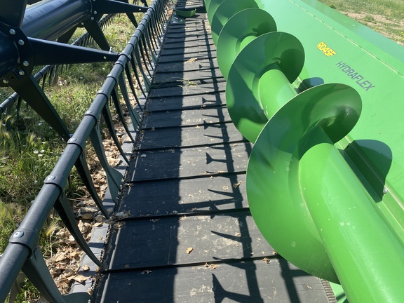 2022 John Deere RD45F Header Combine