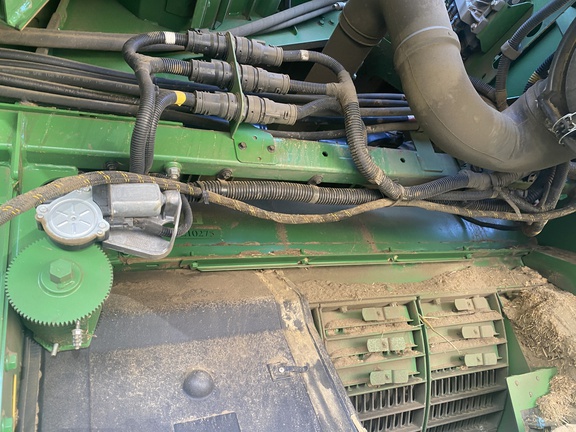 2022 John Deere S780 Combine