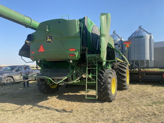 2022 John Deere S780 Combine