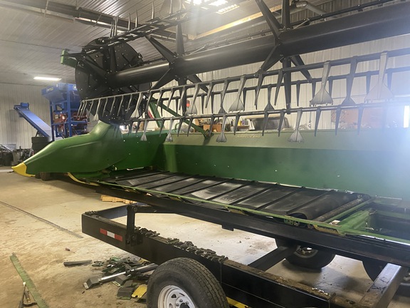 2018 John Deere 645FD Header Combine