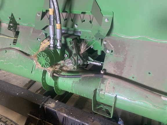 2018 John Deere 645FD Header Combine