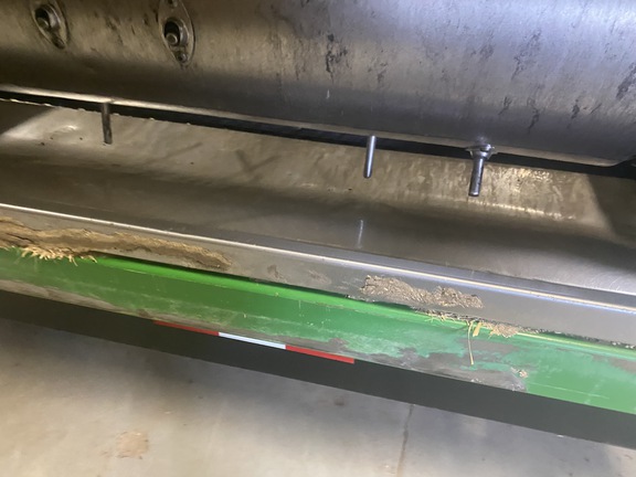2018 John Deere 645FD Header Combine