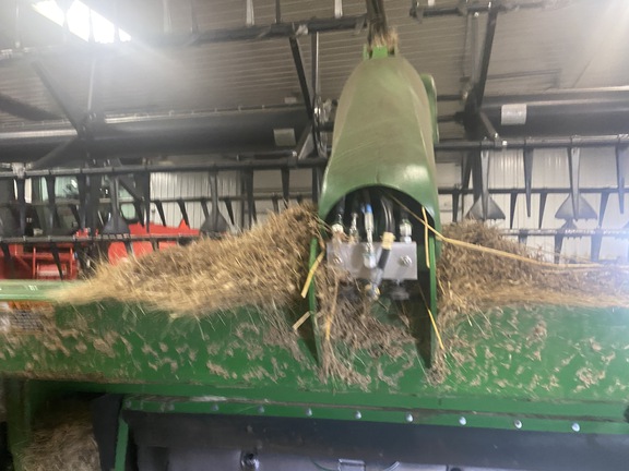 2018 John Deere 645FD Header Combine