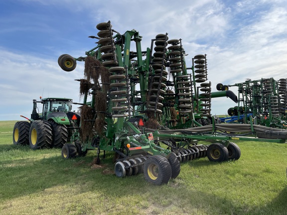 2022 John Deere H561 Air Seeder