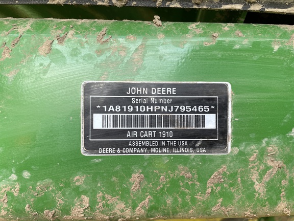 2022 John Deere H561 Air Seeder