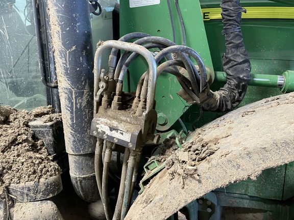 2012 John Deere 7215R Tractor