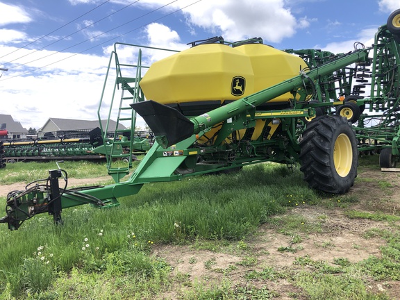 2010 John Deere 1830 Air Seeder