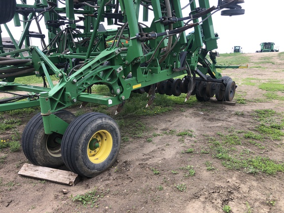 2010 John Deere 1830 Air Seeder