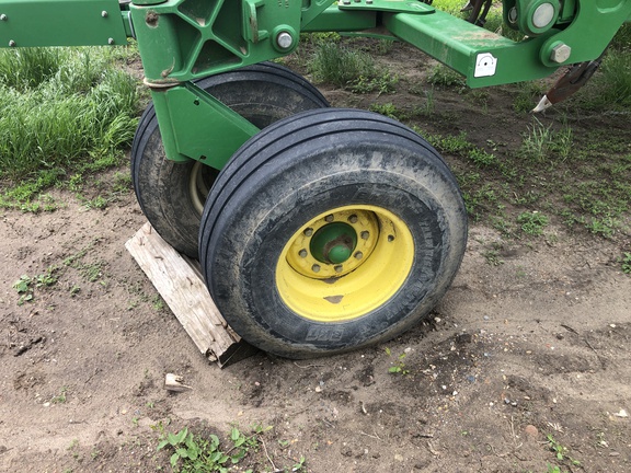 2010 John Deere 1830 Air Seeder