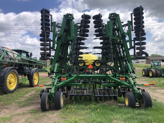 2010 John Deere 1830 Air Seeder