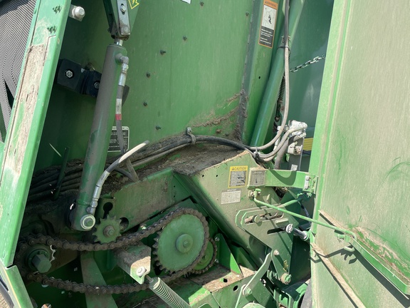 2015 John Deere 569 Baler/Round