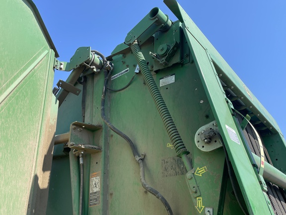 2015 John Deere 569 Baler/Round