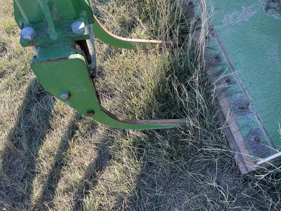 2018 John Deere 640R Loader