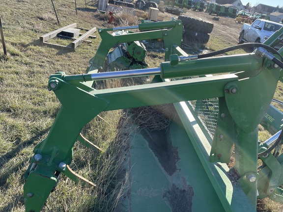 2018 John Deere 640R Loader