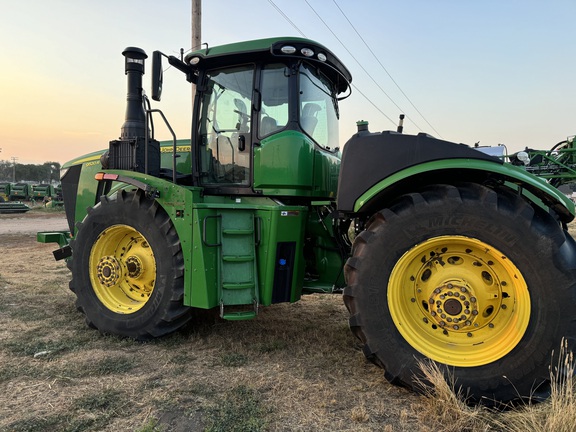 2019 John Deere 9520R Tractor 4WD